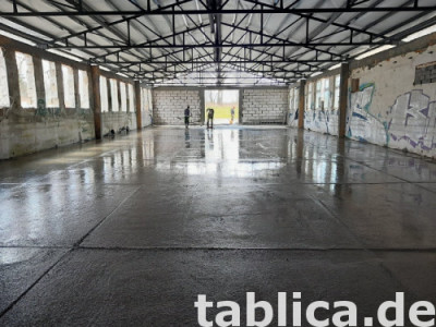 Halle / Lager / Produktionshalle. Gute Lokalisierung. Polen