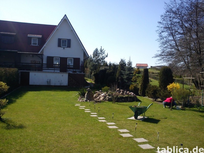 SPRZEDAM DOM NAD JEZIOREM Z WŁASNĄ LINIĄ BRZEGOWĄ 11