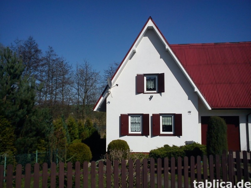 SPRZEDAM DOM NAD JEZIOREM Z WŁASNĄ LINIĄ BRZEGOWĄ 25