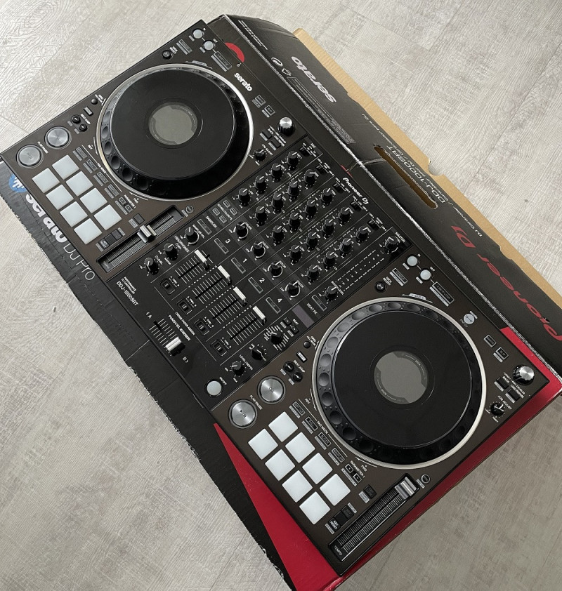 Pioneer DDJ-FLX10 , Pioneer DDJ-1000, Pioneer DDJ-1000SRT  3