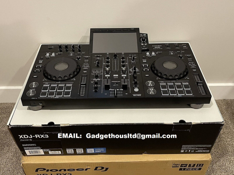 2x Pioneer CDJ-2000NXS2 1x DJM-900NXS2 mixer cost  2600 EUR 17