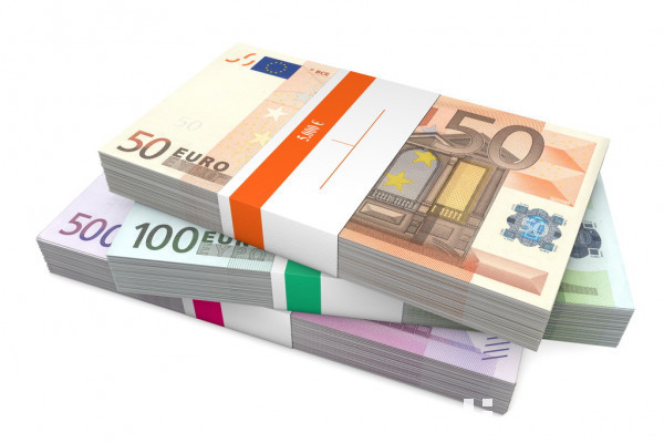 Private Kredite und Investitionen von 10.000 bis 70.000.000 0