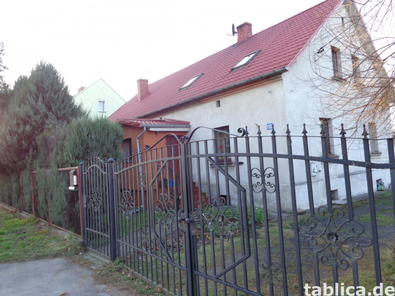 Einfamilienhaus für bis zu 2 Familien 2