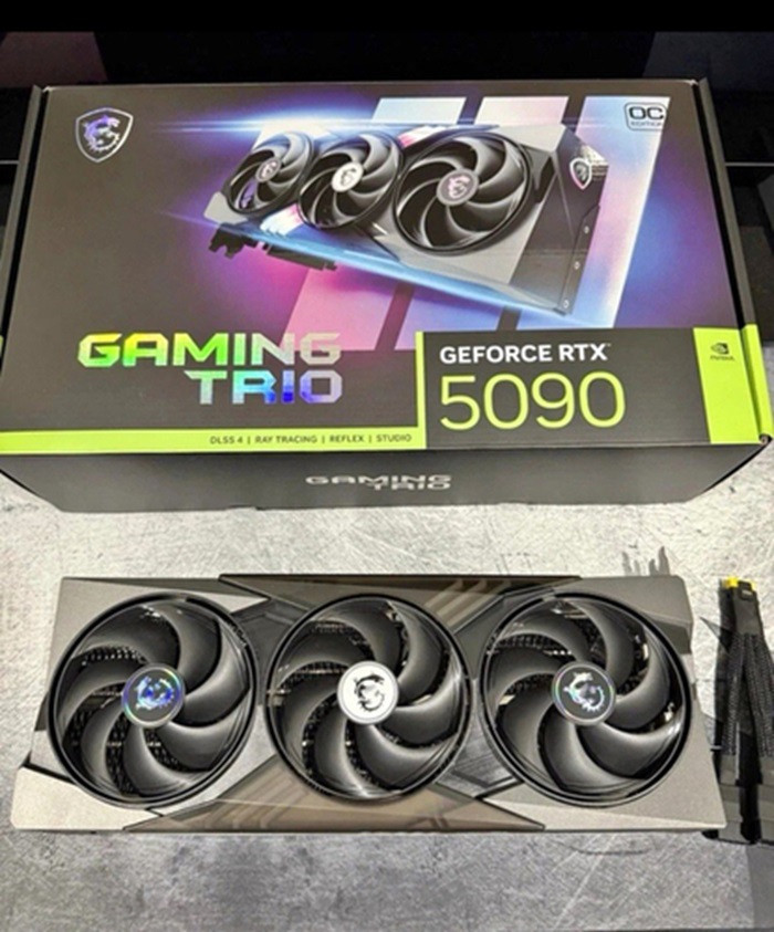 GEFORCE RTX 4090, RTX 4080 ,RTX 3090 Ti, RTX 5090, RTX 5080 8