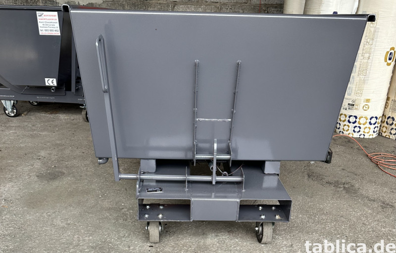 Selbstentleerender Kasten 0,3 m3 1