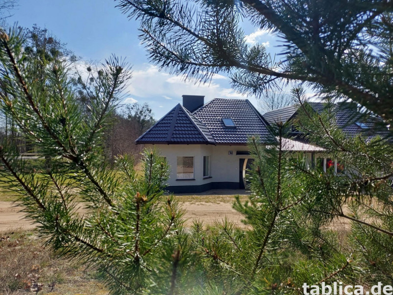 Traumhaus mit Seeblick: Doppelhaushälfte direkt am Łowyńskie 3